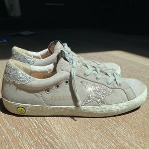 Golden Goose GGDB Size 35 gray with silver glitter like new girls